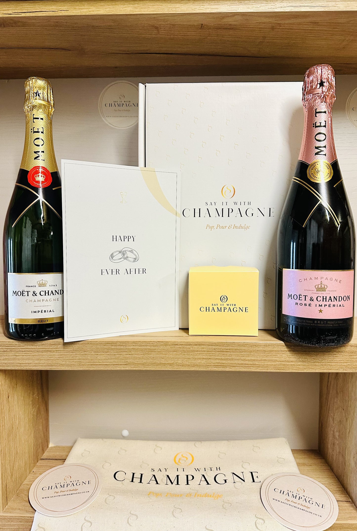Moët & Chandon Duo Bottle Champagne Gift Box