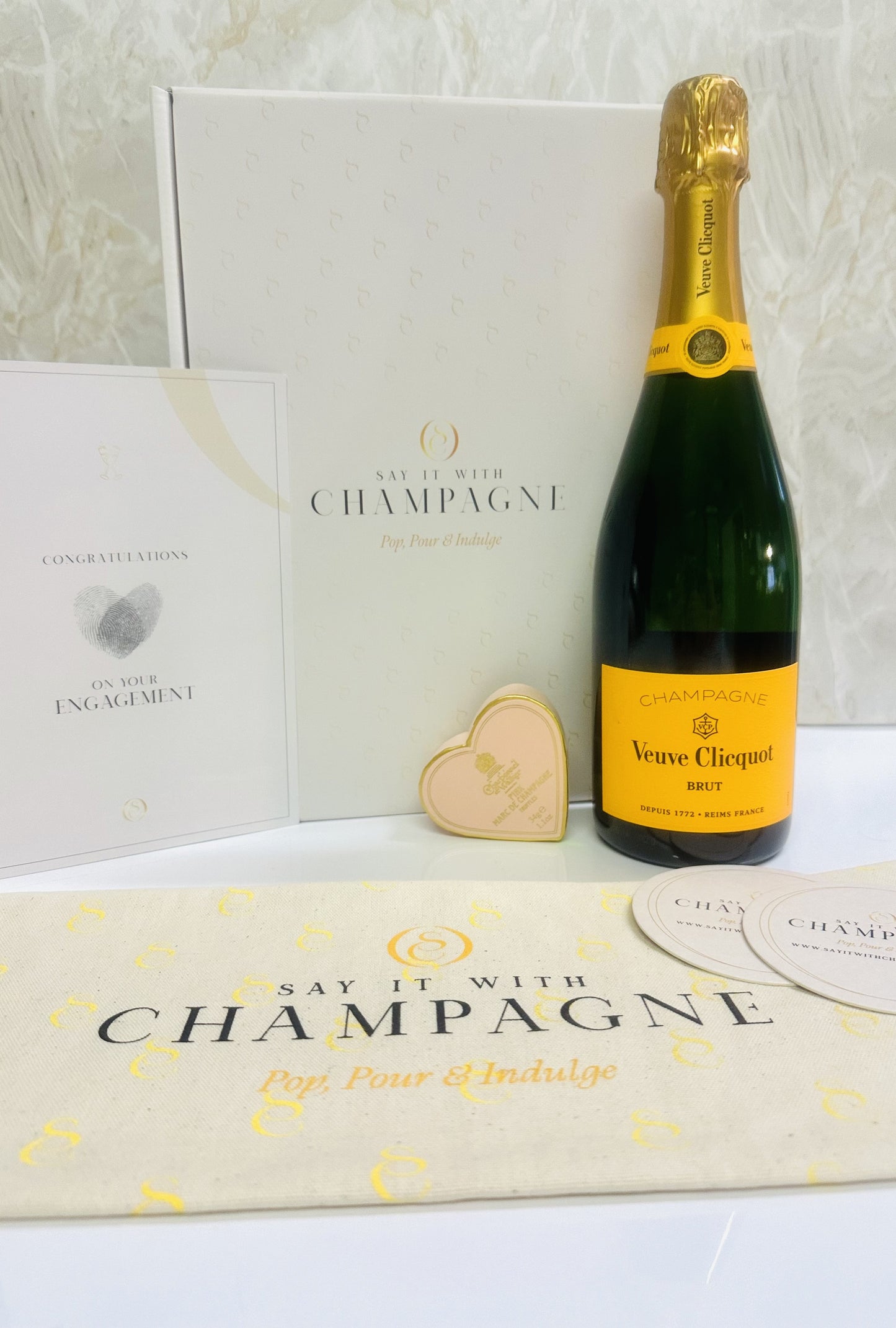 Engagement Champagne Gift Box