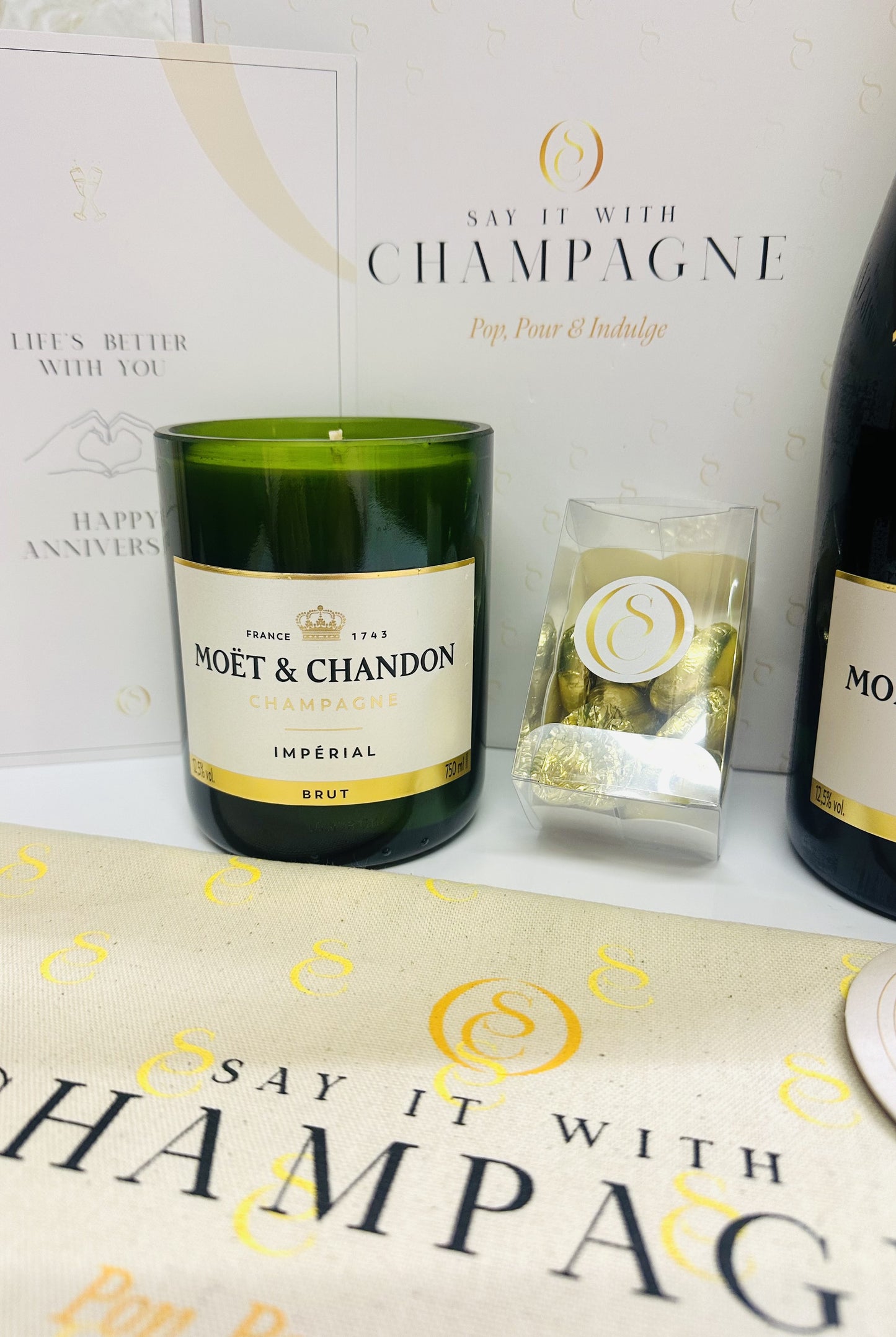 Moët & Chandon Imperial Brut NV Champagne Recycled Candle Gift Box